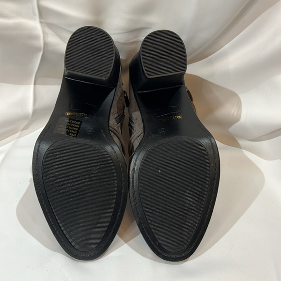 NWOT BOOTIES - Picture 4 of 4